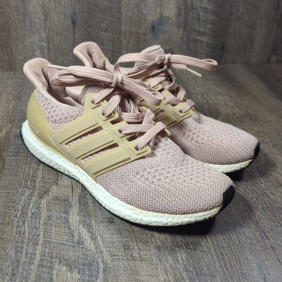 Adidas Women's Ultra Boost 4.0 Ash Pearl BB6309  Running Shoes Sneakers Size 7.5 - Picture 1 of 13